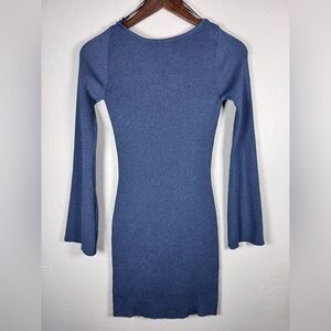 H&M Ribbed Blue Knit Boat Neck Long Sleeve Dress‎ Size Small